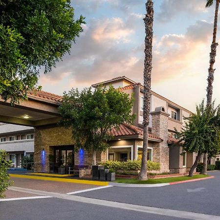 Holiday Inn Express Simi Valley By Ihg Dış mekan fotoğraf